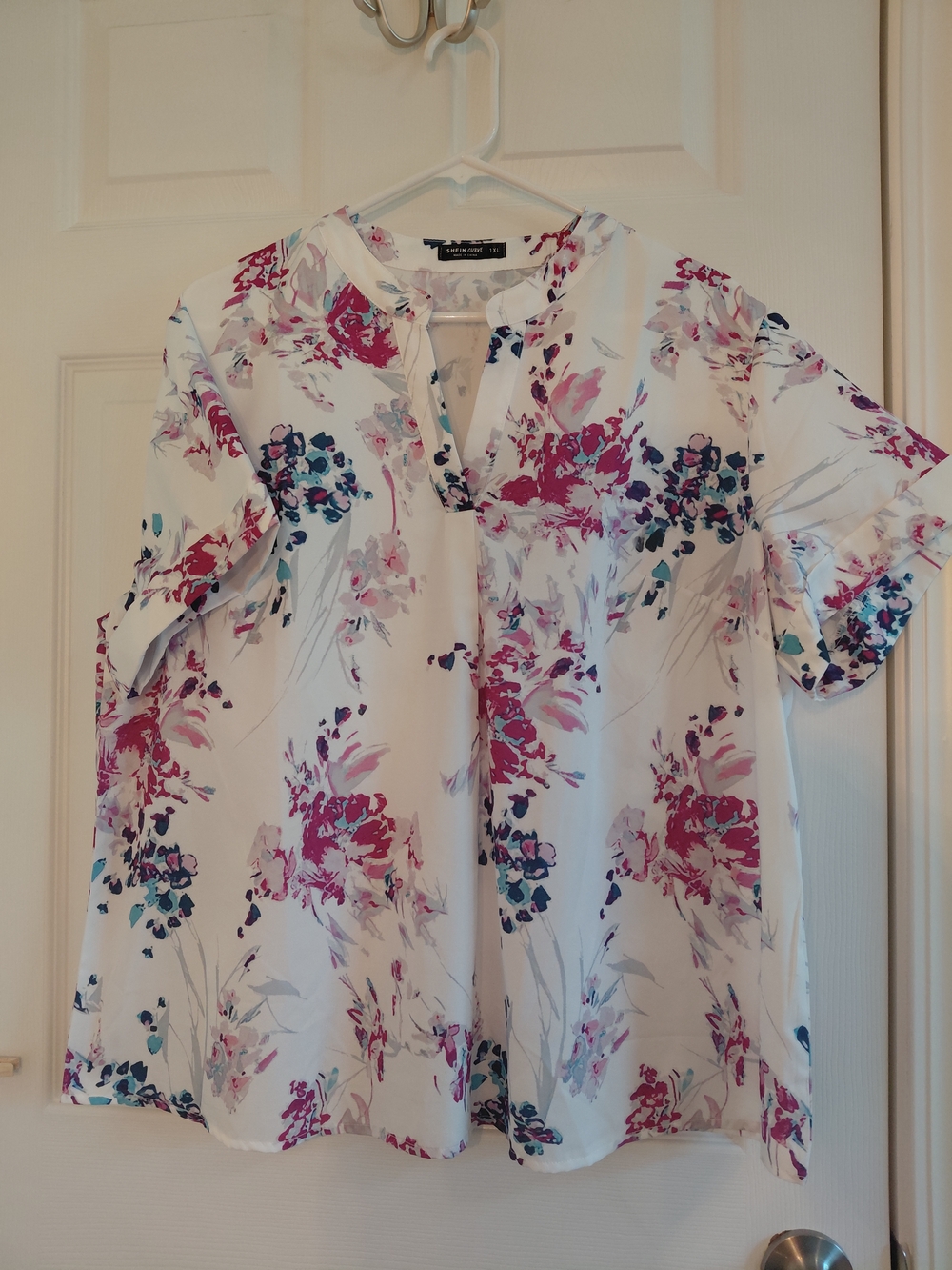 Shein Curve Popover White Floral Split-Neck Blouse in Pink & Teal Size 1XL